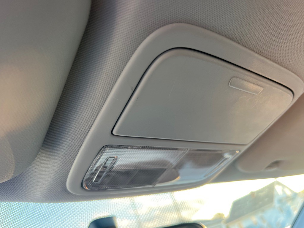 2010 Honda CR-V Image 32