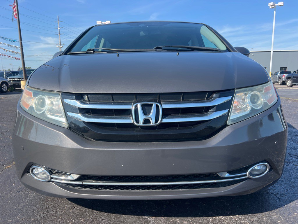 2015 Honda Odyssey Image 2