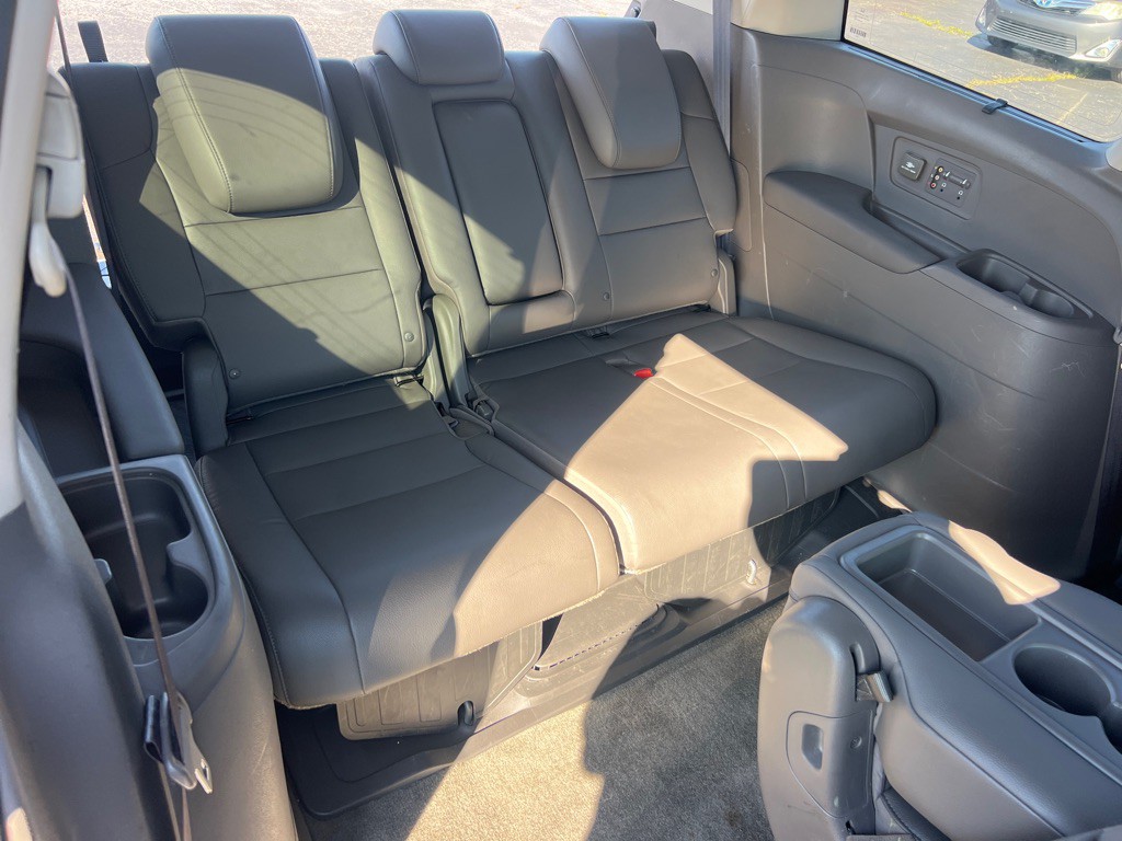 2015 Honda Odyssey Image 15