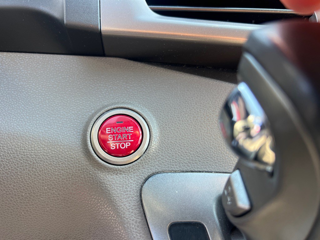 2015 Honda Odyssey Image 31