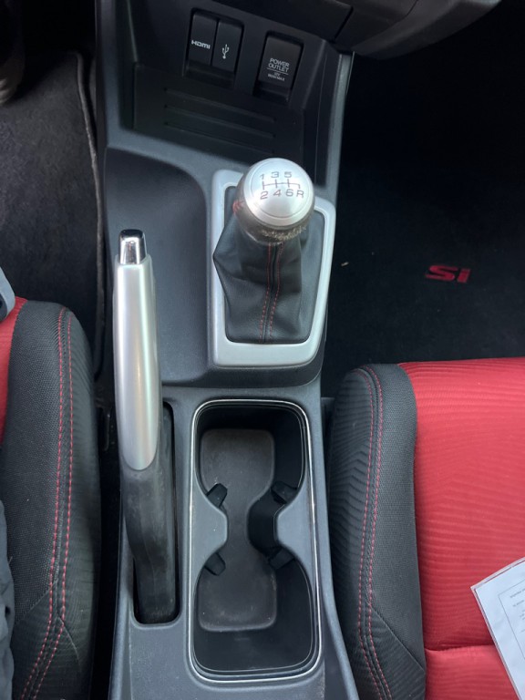 2015 Honda Civic Image 32