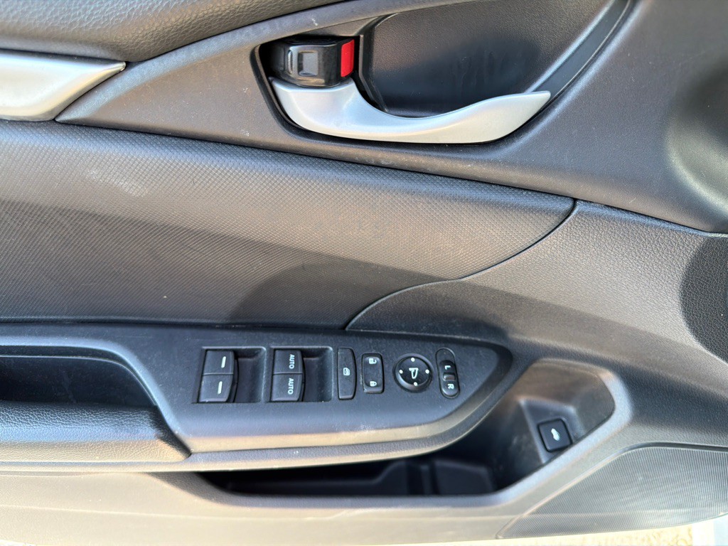 2019 Honda Civic Image 12