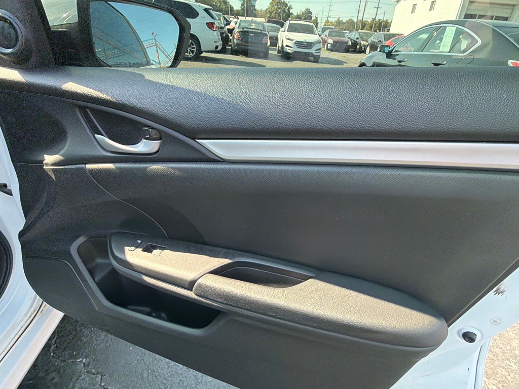2019 Honda Civic Image 15