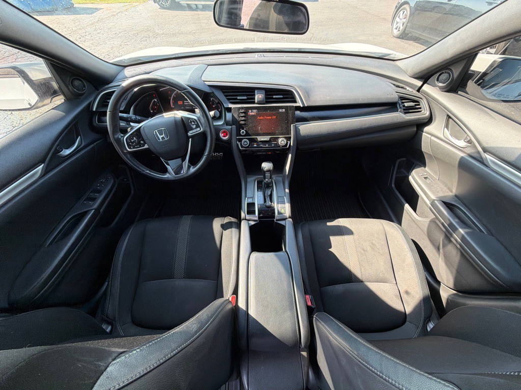 2019 Honda Civic Image 17