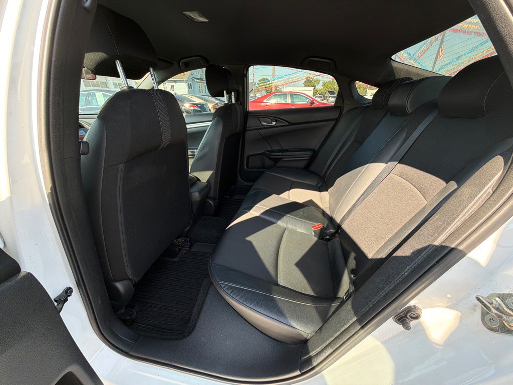 2019 Honda Civic Image 26