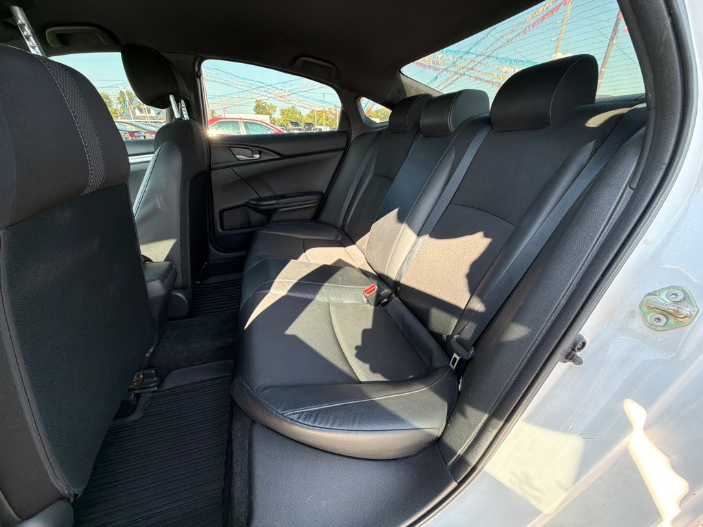 2019 Honda Civic Image 27