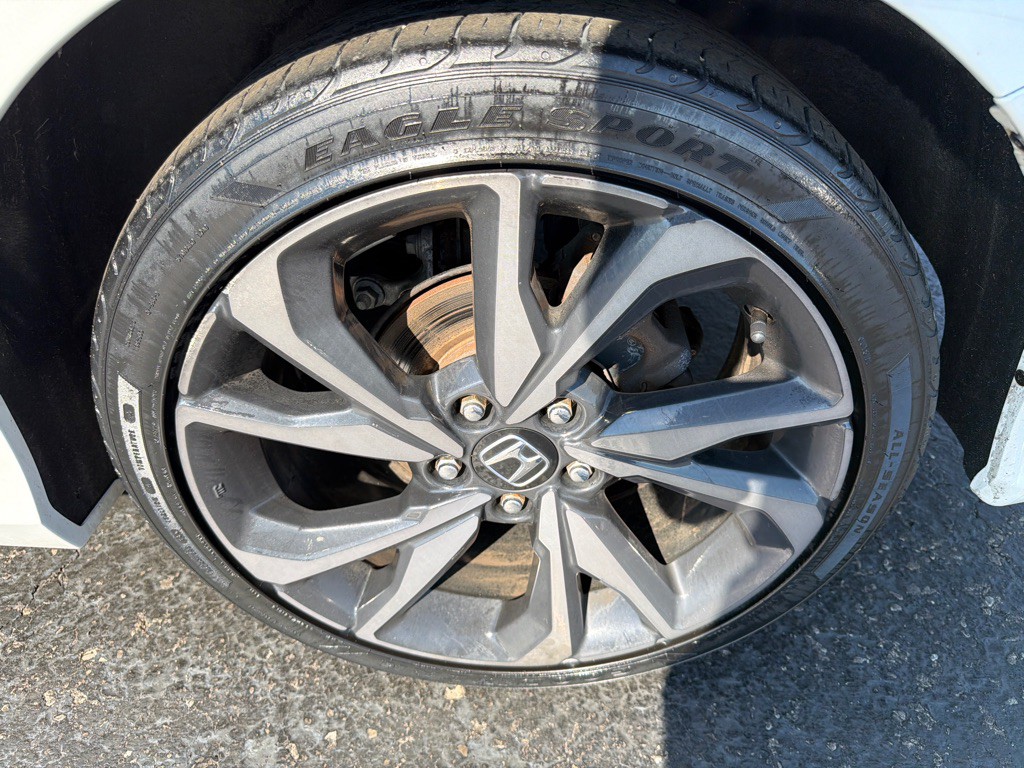 2019 Honda Civic Image 38
