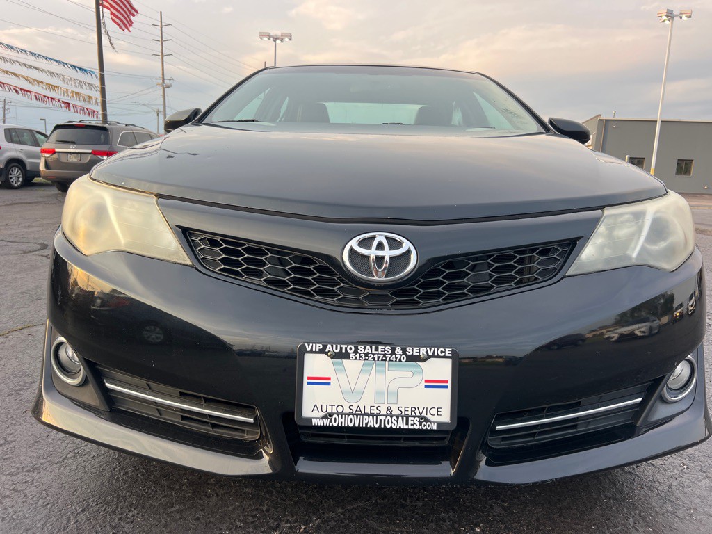 2012 Toyota Camry Image 6