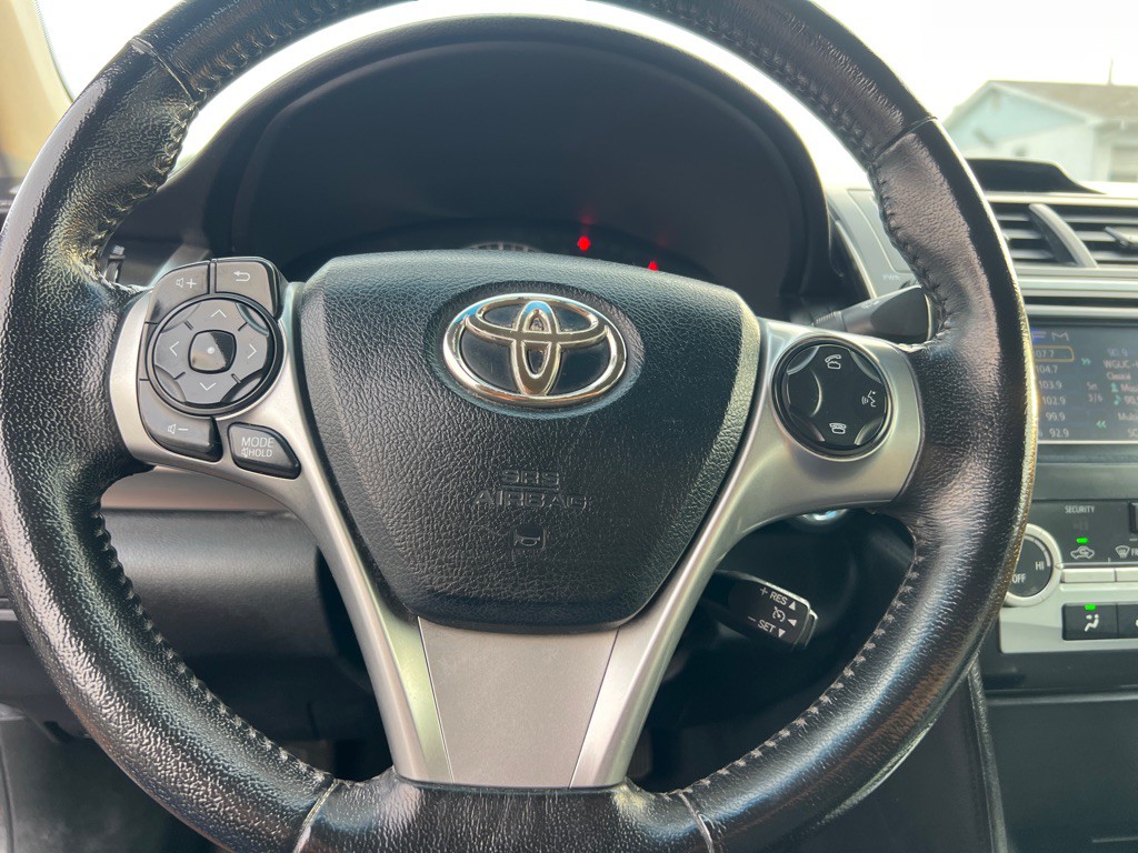 2012 Toyota Camry Image 27