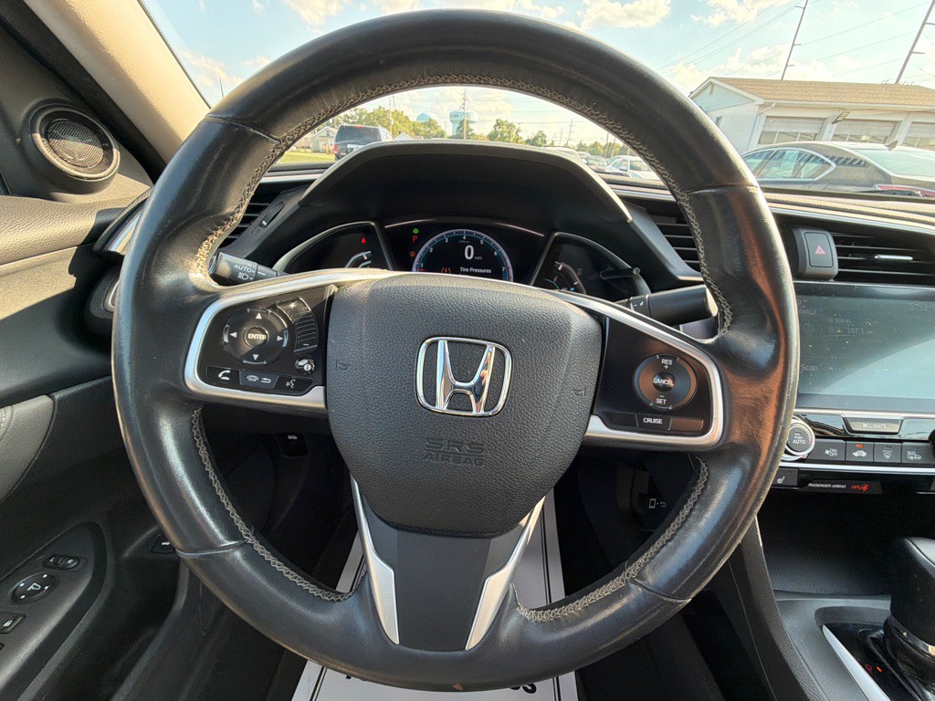 2016 Honda Civic Image 17
