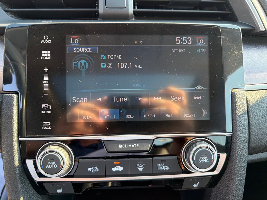 2016 Honda Civic Image 19