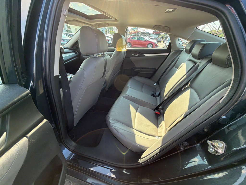 2016 Honda Civic Image 26