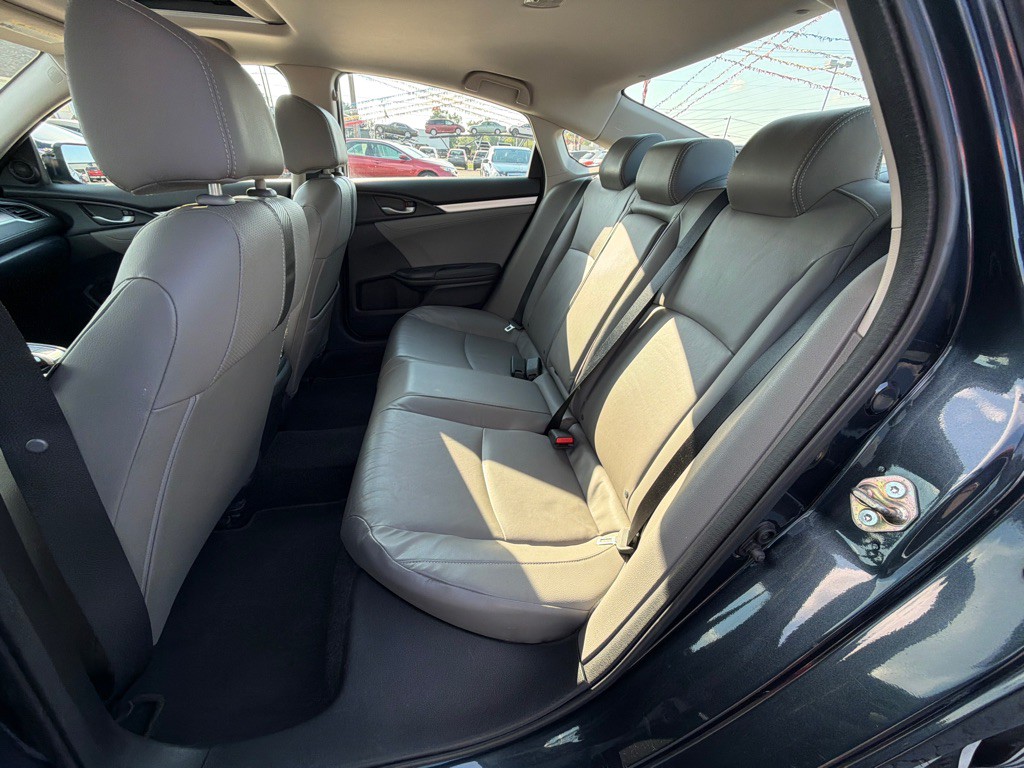 2016 Honda Civic Image 27