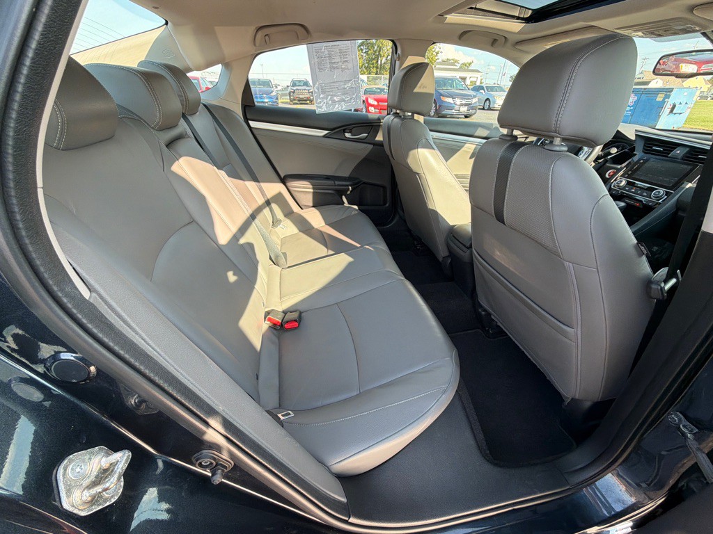 2016 Honda Civic Image 30