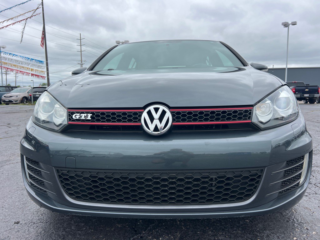 2014 Volkswagen GTI Image 2