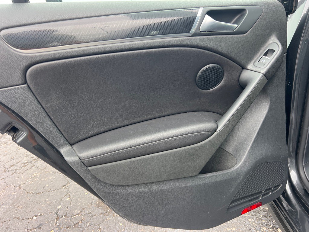 2014 Volkswagen GTI Image 13