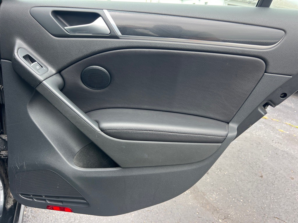 2014 Volkswagen GTI Image 15