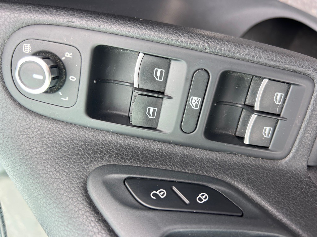 2014 Volkswagen GTI Image 25