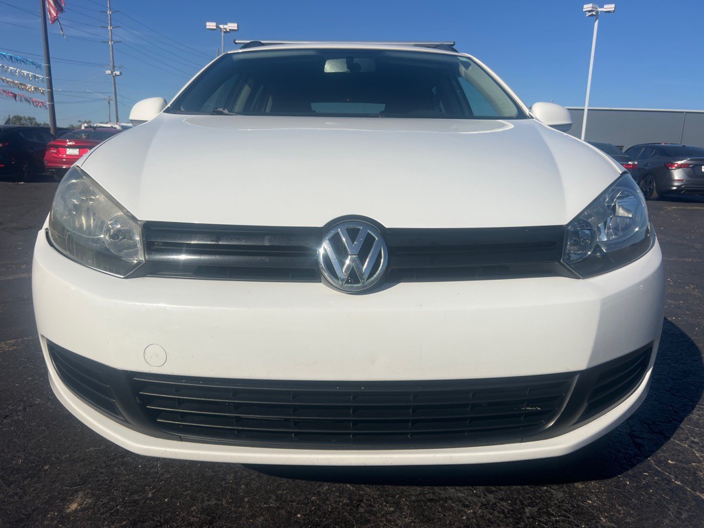 2013 Volkswagen Jetta Image 2