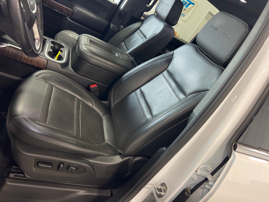 2020 GMC Sierra Image 16