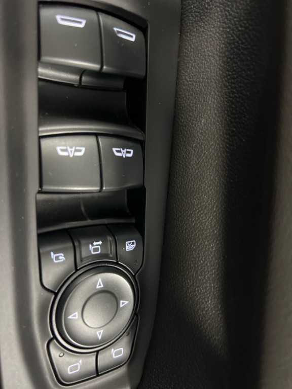 2020 GMC Sierra Image 32