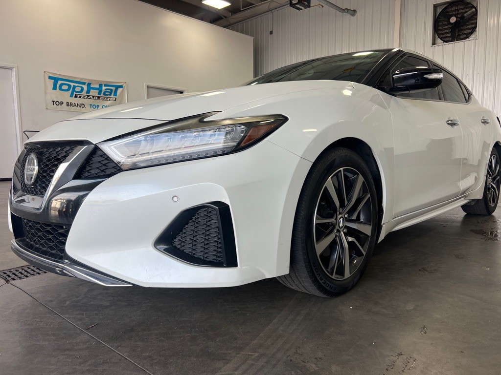 2019 Nissan Maxima Image 3
