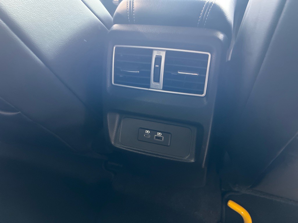 2019 Nissan Maxima Image 17