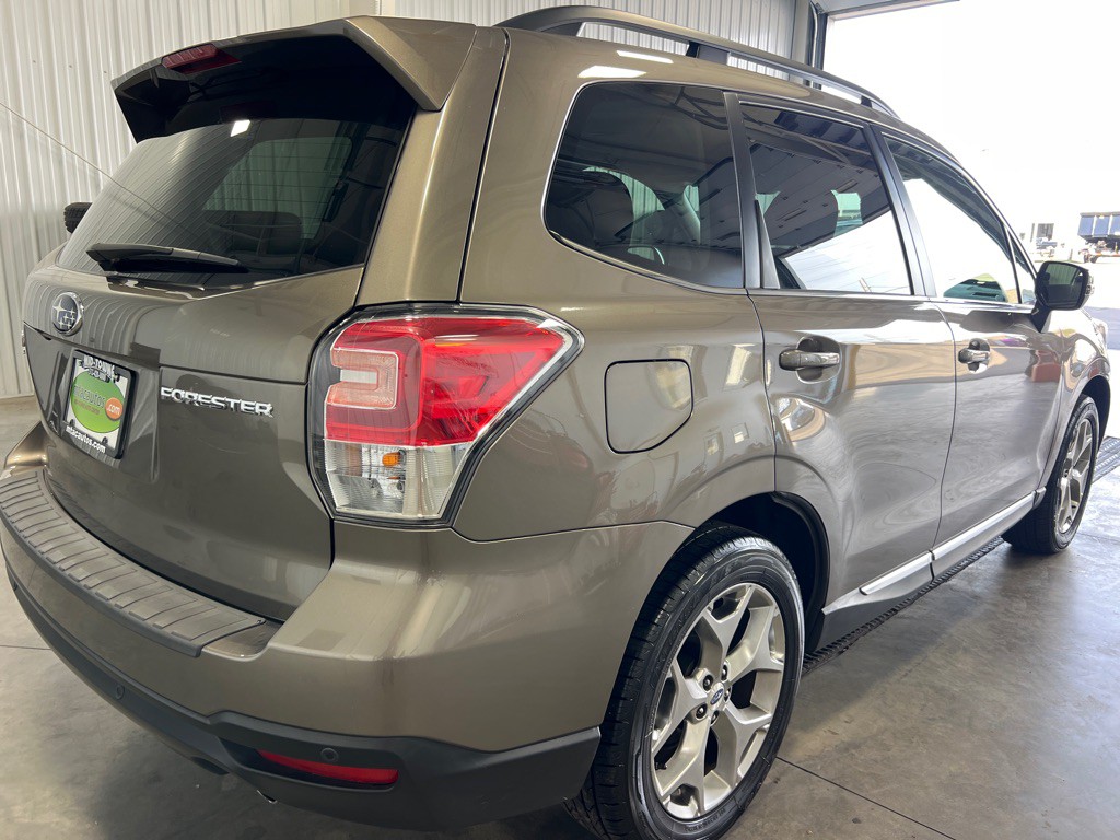 2018 Subaru Forester Image 7