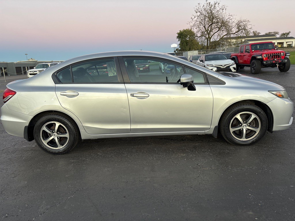 2015 Honda Civic Image 8