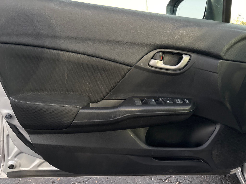 2015 Honda Civic Image 10