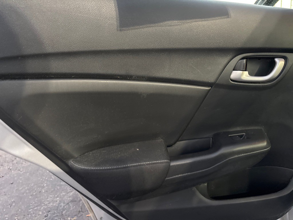 2015 Honda Civic Image 12