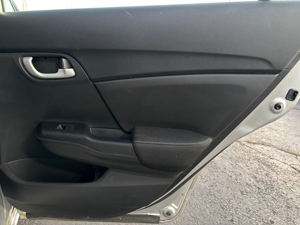 2015 Honda Civic Image 14