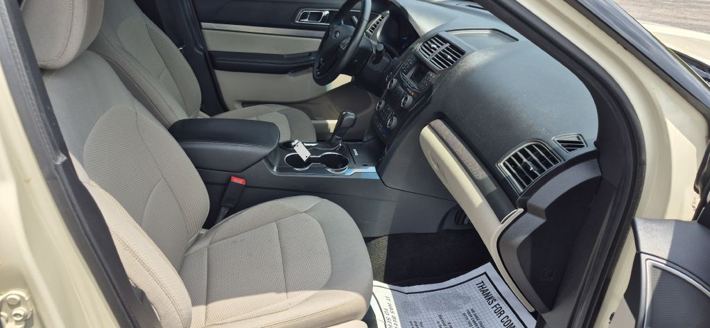 2018 Ford Explorer Image 8