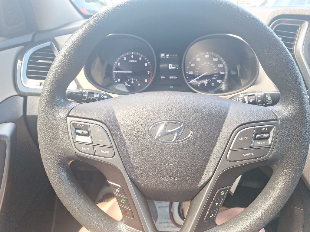 2017 Hyundai Santa Fe Sport Image 9