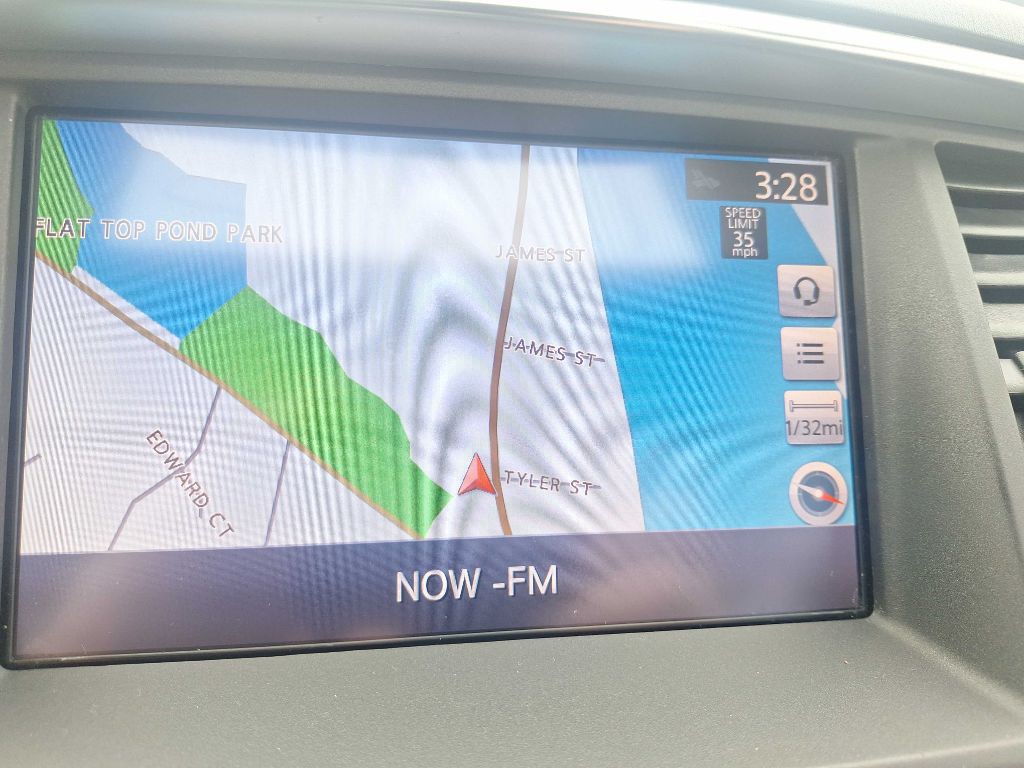 2018 Nissan Armada Image 15