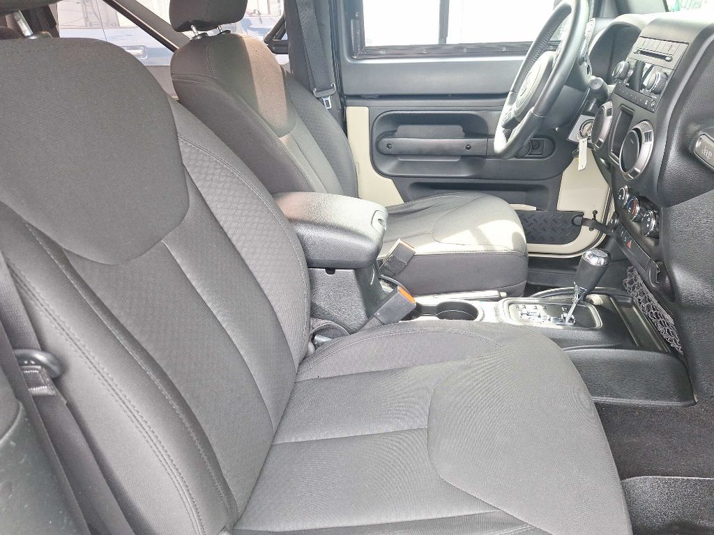 2018 Jeep Wrangler Image 10
