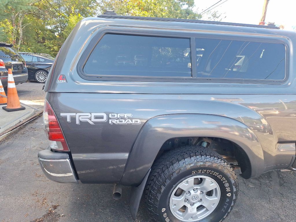 2015 Toyota Tacoma Image 7