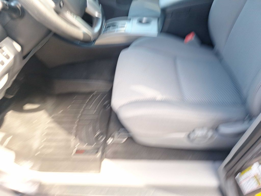 2015 Toyota Tacoma Image 11