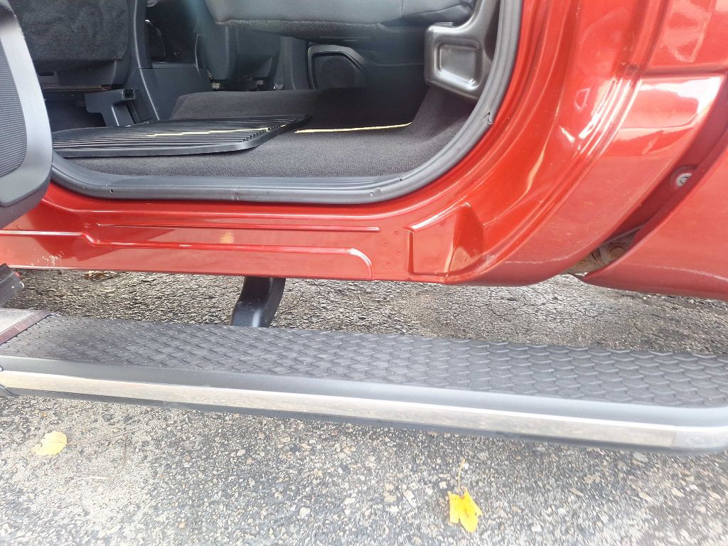 2017 Nissan Titan Image 9