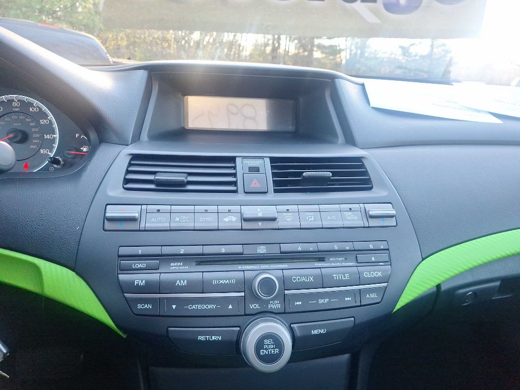 2010 Honda Accord Image 9