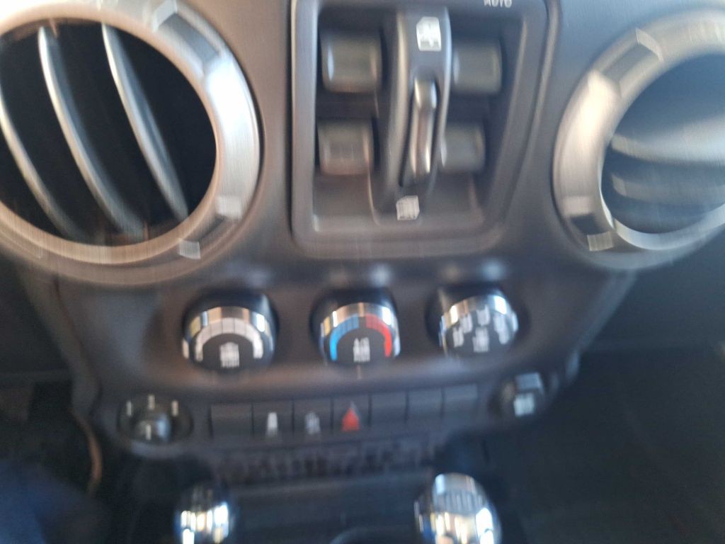 2016 Jeep Wrangler Unlimited Image 12