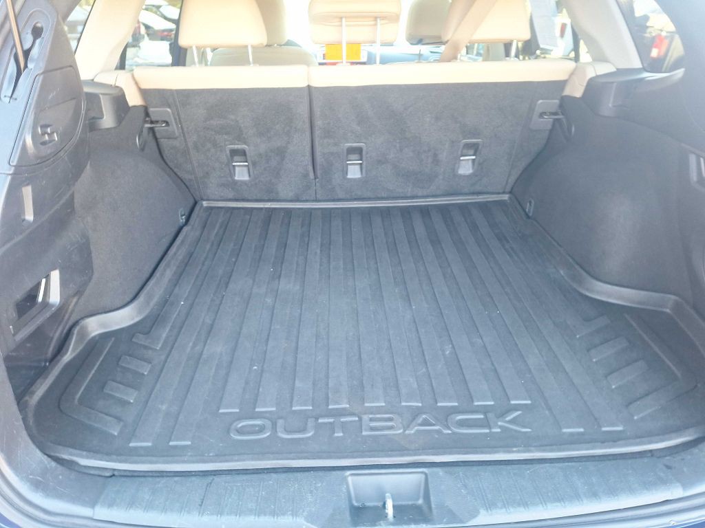 2015 Subaru Outback Image 5
