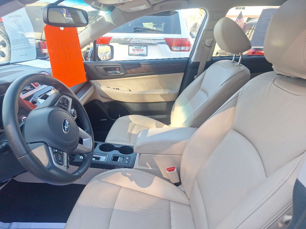 2015 Subaru Outback Image 6