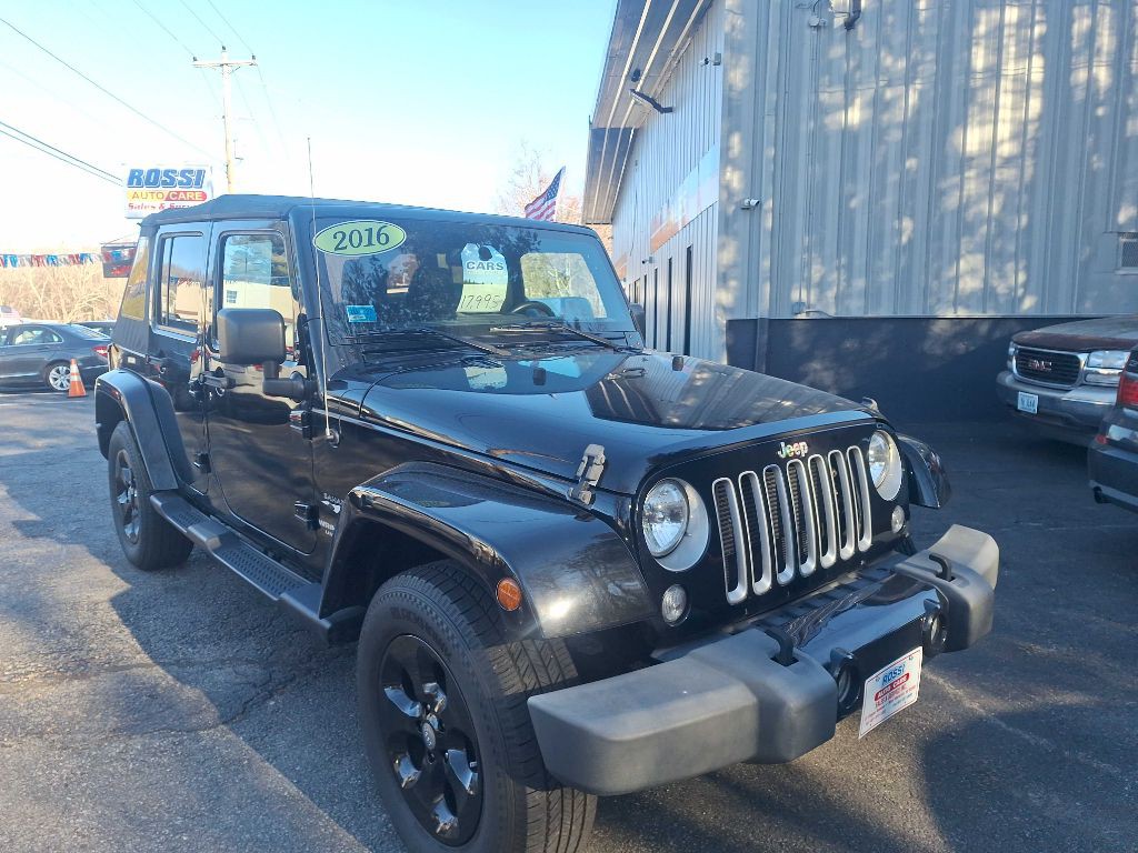 2016 Jeep Wrangler Unlimited Image 2