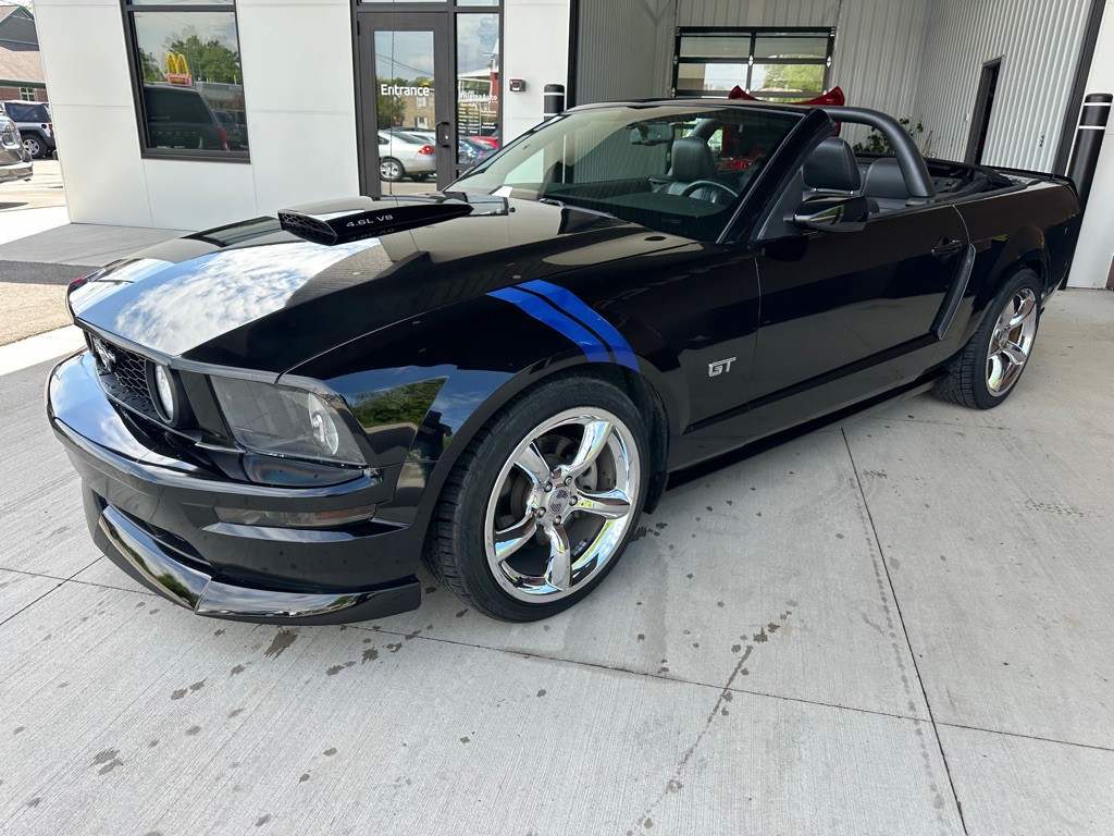 2008 Ford Mustang Image 3