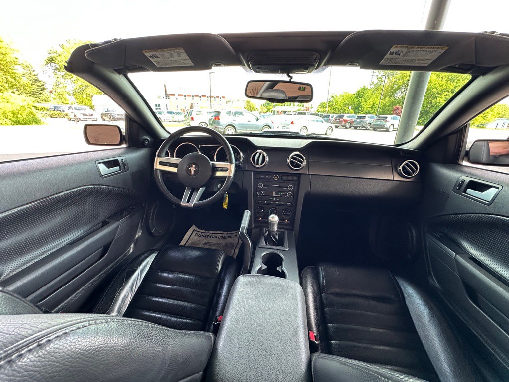 2008 Ford Mustang Image 15