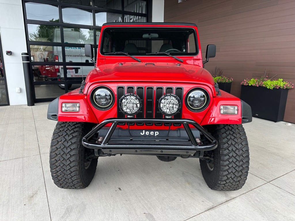 2002 Jeep Wrangler Image 2