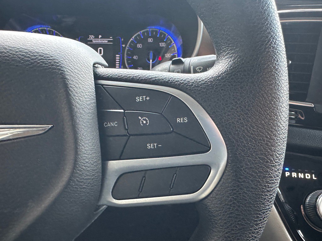 2020 Chrysler Voyager Image 23