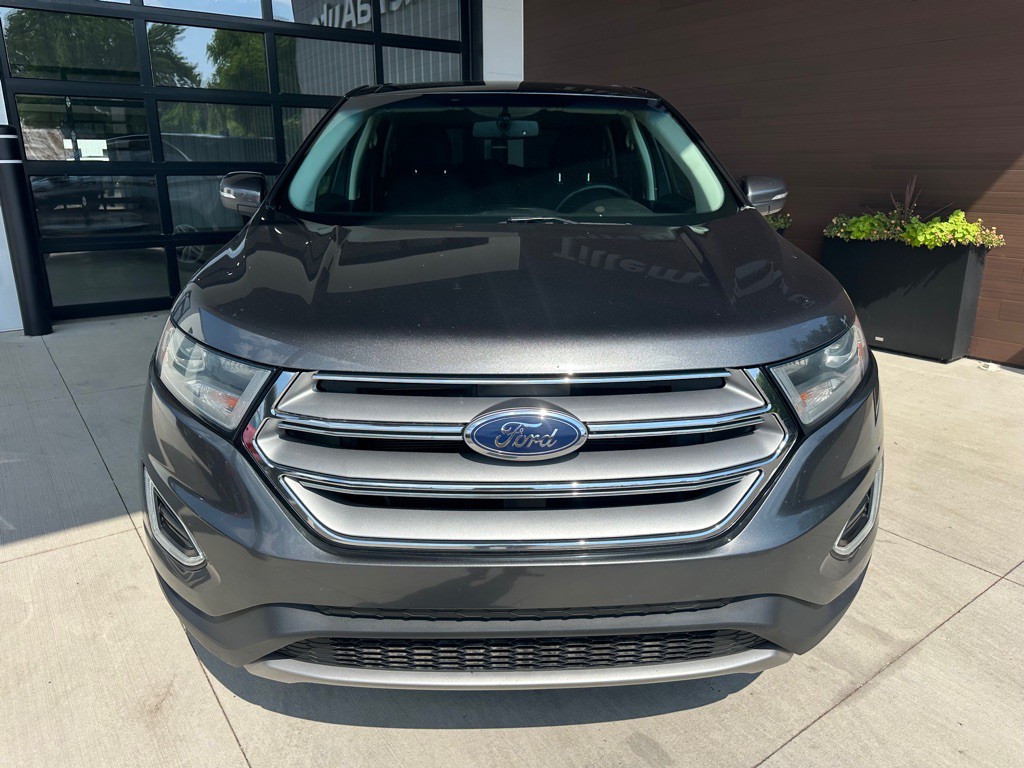 2018 Ford Edge Image 2