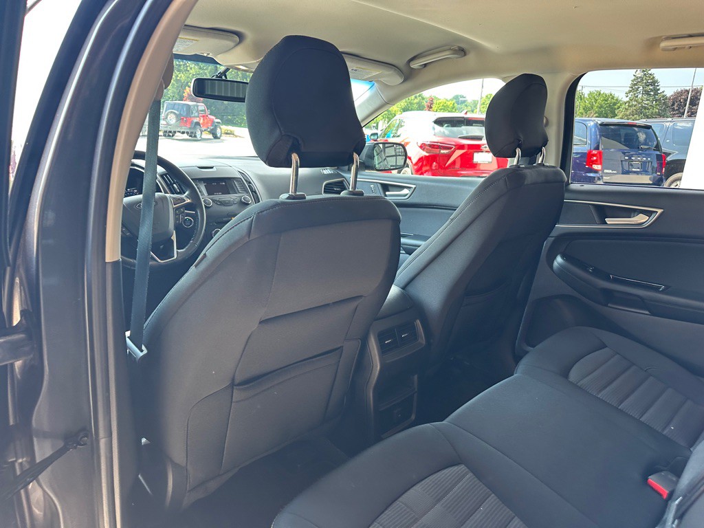 2018 Ford Edge Image 11